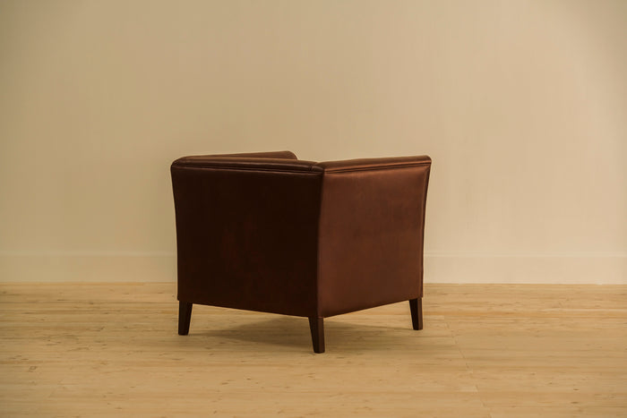 Barbican Single Seater