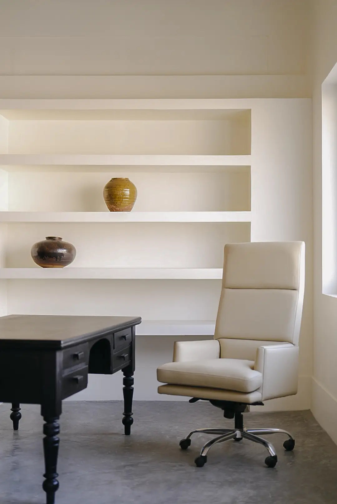 Boss Swivel Chair