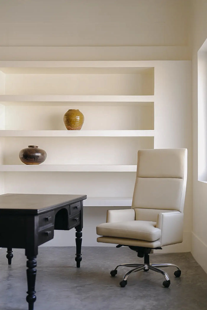 Boss Swivel Chair