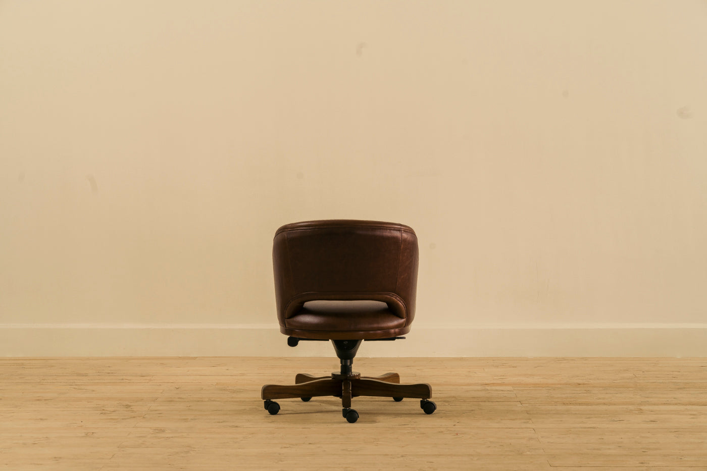 Highbury Swivel Chair