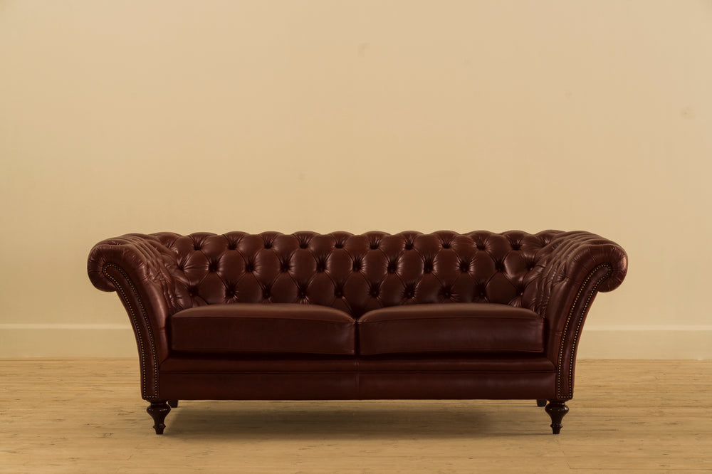 2 SEATER LEATHER CHESTERFIELD SOFA CHESTERS_1